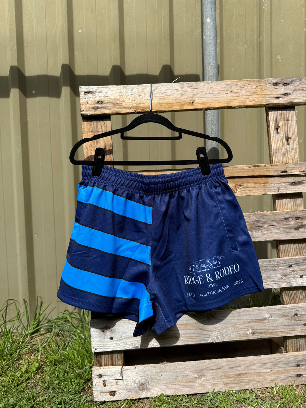 Footy Shorts/Zip Pockets - Blue Stripes