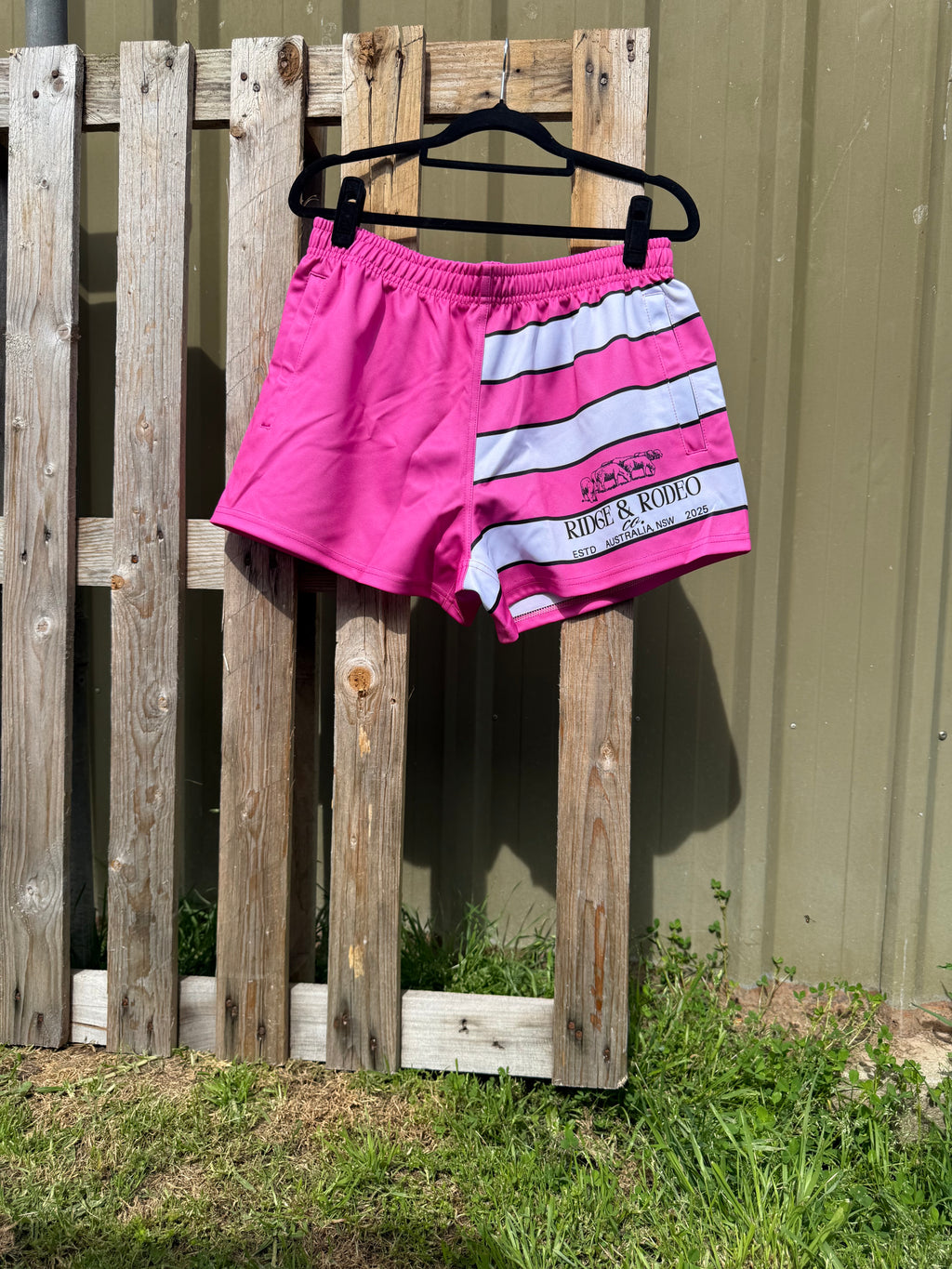 Footy Shorts/Zip Pockets - Pink Stripes