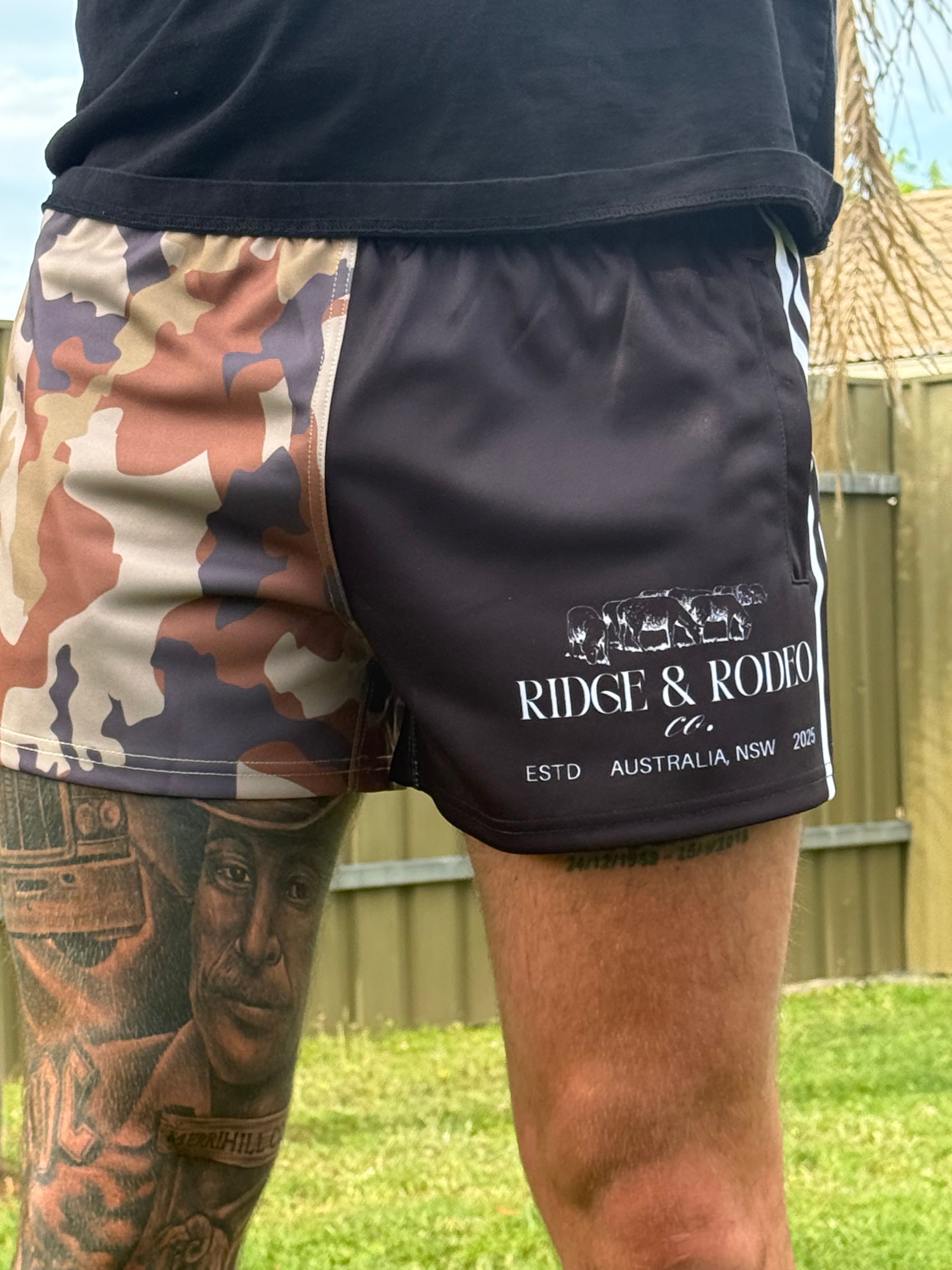 Footy Shorts/Zip Pockets - Camo