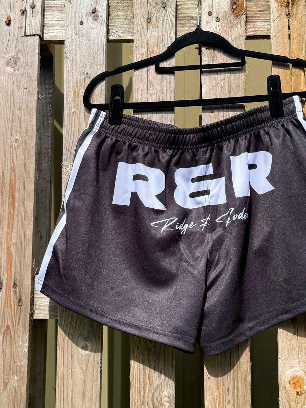 Footy Shorts/Zip Pockets - Signature Black