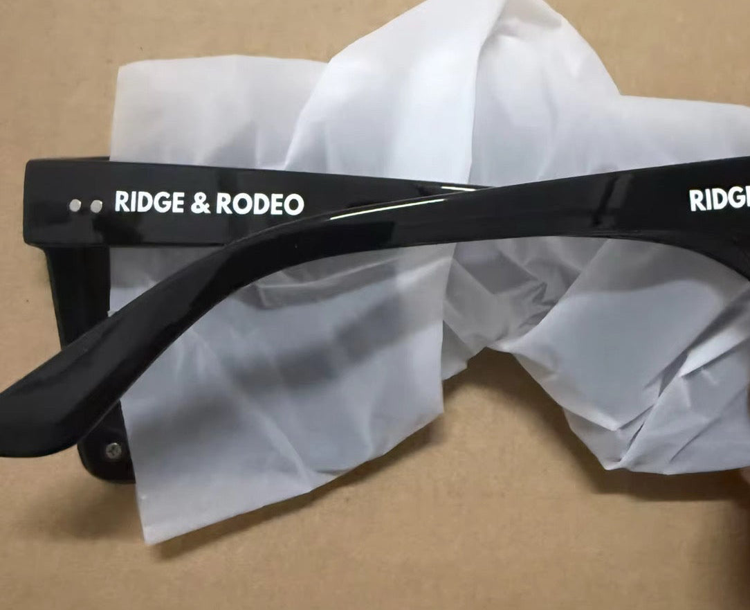 Sunglasses - Black with white writing - UV400